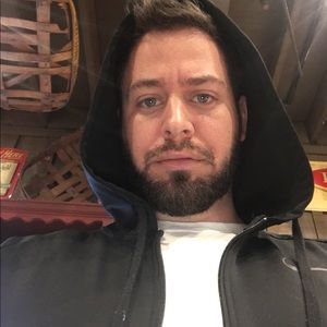 Meet your Posher, Anthony